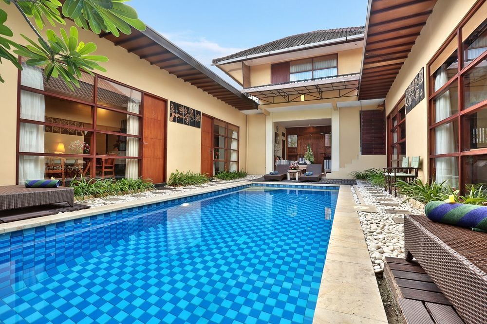 The Vie Villa Legian Экстерьер фото
