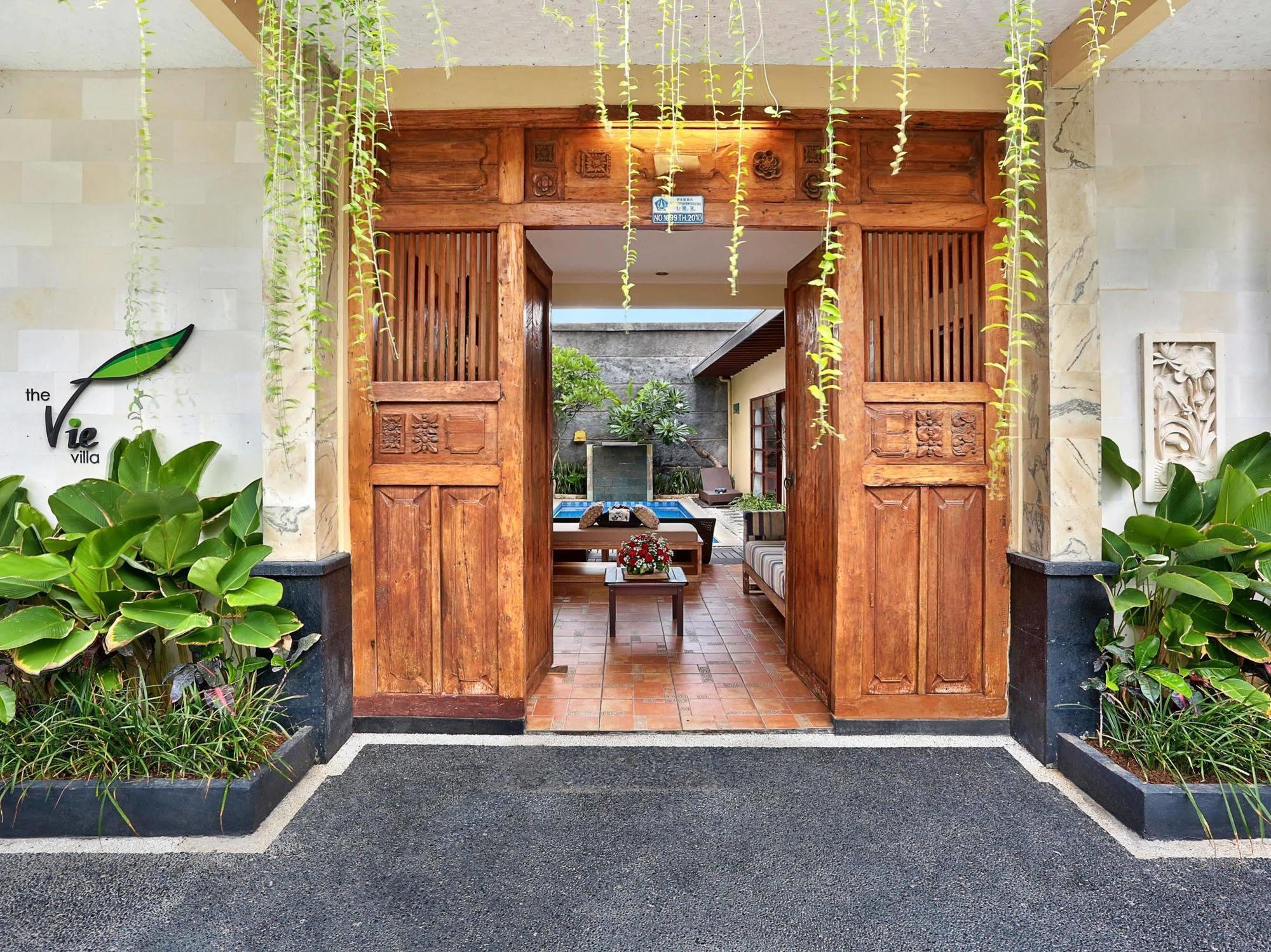 The Vie Villa Legian Экстерьер фото