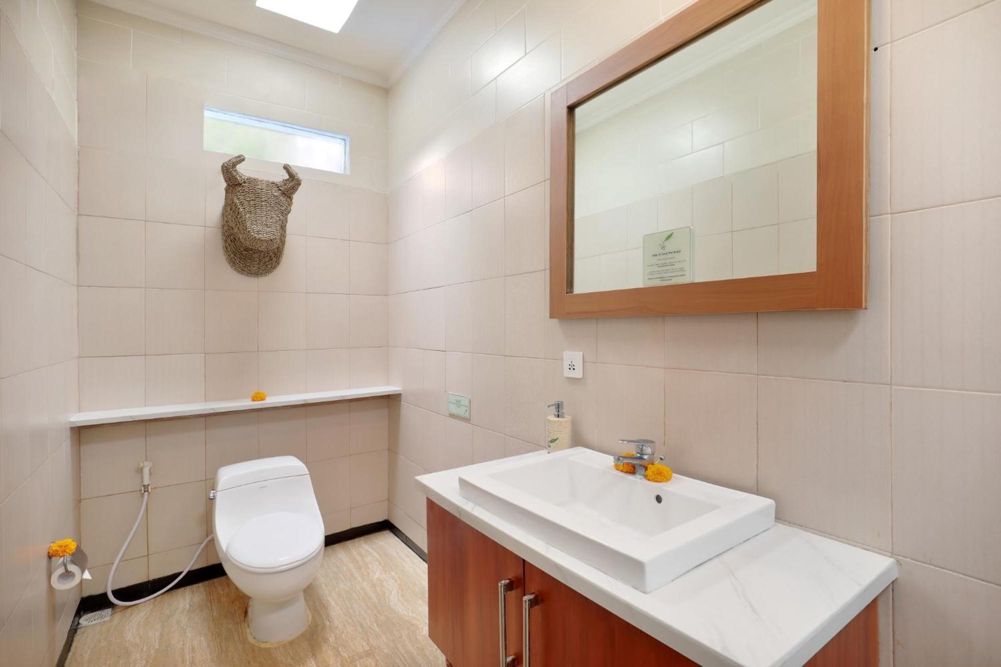 The Vie Villa Legian Экстерьер фото